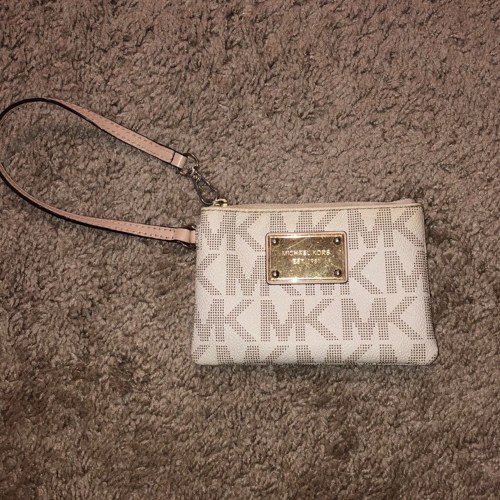 MICHAEL KORS wristlet wallet